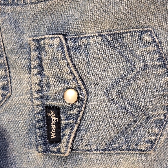 Wrangler denim snap closure shirt - Picture 3 of 4